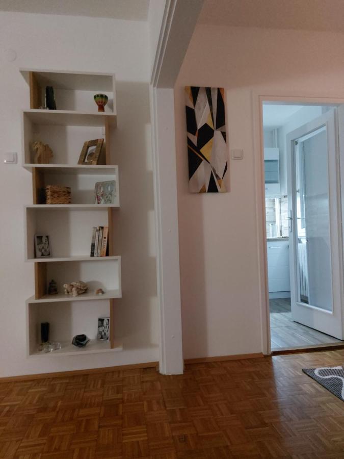 Apartman 22 Belgrado Buitenkant foto